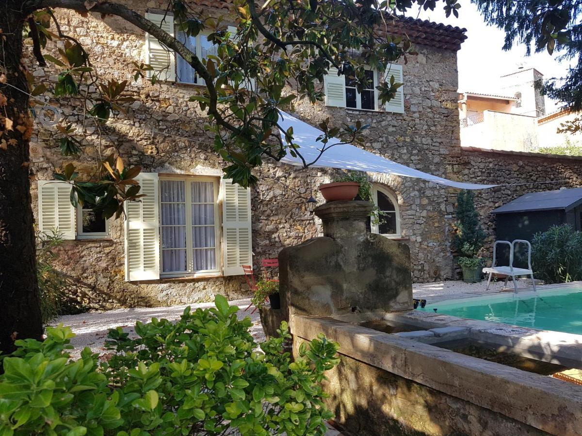 La Maison Du Marquis De 蒙塔劳科斯 外观 照片